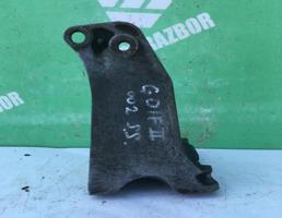 Кронштейн двигателя правый для VW Golf 3 Vento 91-97  запчасти бу