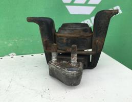 Опора двигателя правая для Toyota Corolla E12 2001-2006  запчасти бу