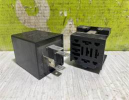 Реле для Seat Cordoba 1996-1999  запчасти бу