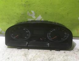 Панель приборов для VW Caddy 3 2004-2015  запчасти бу