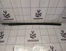 Накладка двери передней левой для Opel Zafira A 99-05  запчасти бу