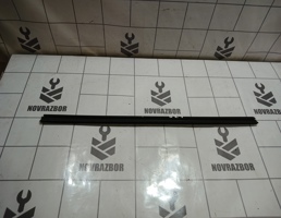 Уплотнитель стекла двери для LADA VESTA 15-19  запчасти бу