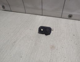 Выключатель концевой для Suzuki SX4 2006-2013  запчасти бу