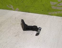 Петля двери для VW Golf 3 Vento 91-97  запчасти бу