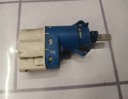 Датчик включения стопсигнала для Ford Fusion 2002 >  запчасти бу