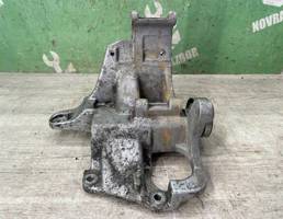 Кронштейн кондиционера для Ford Escort /Orion 1995-1998  запчасти бу