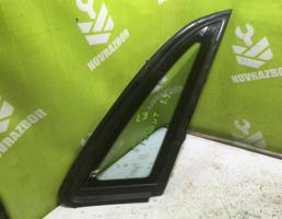 Стекло кузовное глухое правое для Mitsubishi Galant 6 E30 1988-1993  запчасти бу