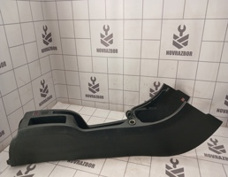 Консоль для Peugeot 307 2001-2008  запчасти бу