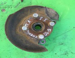 Кулак поворотный передний левый для Toyota Corolla E10 1992-1997  запчасти бу