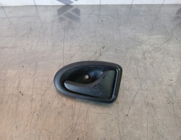 Ручка двери передней внутренняя правая для Renault Logan 2005-2014  запчасти бу