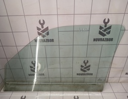 Стекло двери передней правой для VW Golf 3 Vento 91-97  запчасти бу