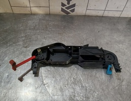 Кронштейн (сопут. товар) для Audi A6 (C4) 1994-1997  запчасти бу