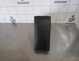 Подлокотник для Suzuki SX4 2006-2013  запчасти бу