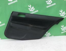 Обшивка двери задней правой для Mitsubishi Lancer 9 CS 03-06  запчасти бу