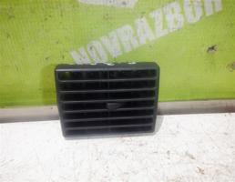 Дефлектор воздушный для Audi 80  90  B3  86-91  запчасти бу