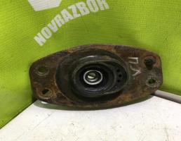 Опора переднего амортизатора для Fiat Punto 1(176) 93-99  запчасти бу