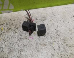 Реле для VW Passat  B3  1988-1993  запчасти бу