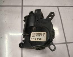 Моторчик заслонки отопителя для Ford Fusion 2002 >  запчасти бу