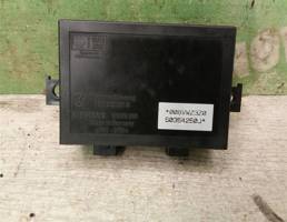 Блок электронный для VW Passat B4 94-96  запчасти бу