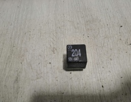 Реле для Audi A6 (C4) 1994-1997  запчасти бу