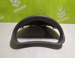 Накладка декоративная для Peugeot 206 98-12  запчасти бу