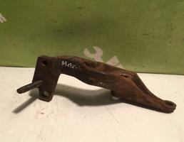 Кронштейн для Mazda 323 BJ Protege Familia 1998-2002  запчасти бу