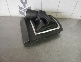 Накладка (кузов внутри) для Ford Focus 2 05-08  запчасти бу