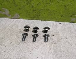 Болт для Chery Boo M11 10-14  запчасти бу