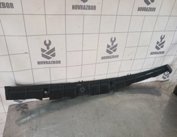 Решетка стеклоочистителя для Audi A6 (C4) 1994-1997  запчасти бу