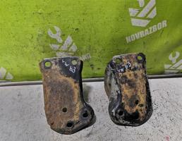 Кронштейн задней балки для VW Passat  B3  1988-1993  запчасти бу