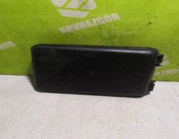 Корпус блока предохранителей для VW Passat B5 96-00  запчасти бу