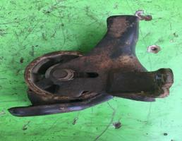 Кронштейн двигателя передний для Hyundai Elantra 3  00-05  запчасти бу