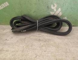 Уплотнитель для VW Passat B4 94-96  запчасти бу