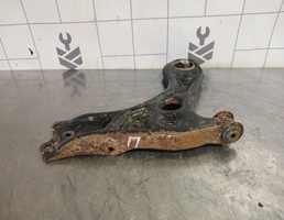 Рычаг передний правый для Skoda Fabia 2007-2015  запчасти бу