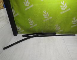 Уплотнитель стекла двери для BMW 5-серия E28 81-87  запчасти бу