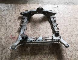 Балка подмоторная для Renault R19 1992-2002  запчасти бу