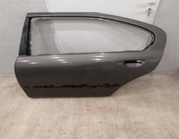 Дверь задняя левая для Nissan Primera P11 96-02  запчасти бу