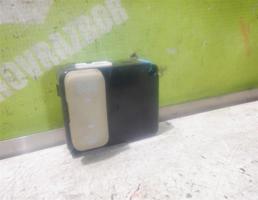 Кнопка люка для Toyota Highlander I 01-06  запчасти бу