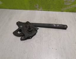 Стеклоподъемник механ. задний левый для BMW 5-серия E28 81-87  запчасти бу