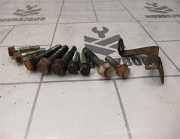 Болт для Kia Spectra 2001-2011  запчасти бу