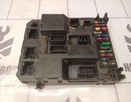 Блок предохранителей для Peugeot 307 2001-2008  запчасти бу