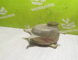 Бачок расширительный для Renault Megane 96-99  запчасти бу