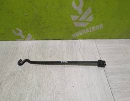 Держатель капота для Peugeot 206 98-12  запчасти бу