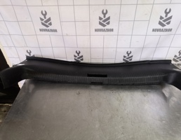 Накладка (кузов внутри) для VW Passat B5 96-00  запчасти бу