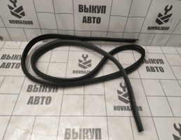 Уплотнитель двери для Renault Logan 2 14-18  запчасти бу