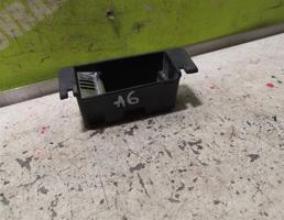 Пепельница задняя (в дверь) для Audi A6 C5  97-04  запчасти бу