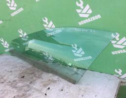 Стекло двери передней левой для Volvo S40 95-98  запчасти бу