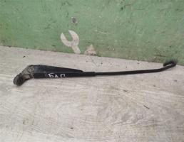 Поводок стеклоочистителя заднего для Ford Escort /Orion 1995-1998  запчасти бу