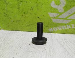 Болт для Audi 80  90  B3  86-91  запчасти бу