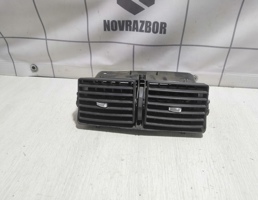 Дефлектор воздушный для Peugeot 307 2001-2008  запчасти бу